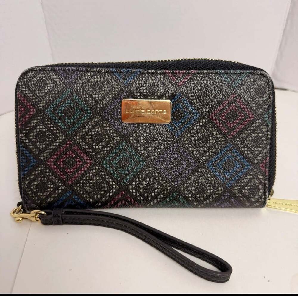 Liz Claiborne Diamond Pattern Zip Around Wristlet Wallet